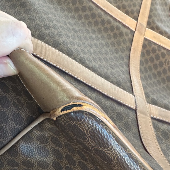 Celine macadam duffle with wear on the corners and rubbing on edges. - Picture 9 of 16